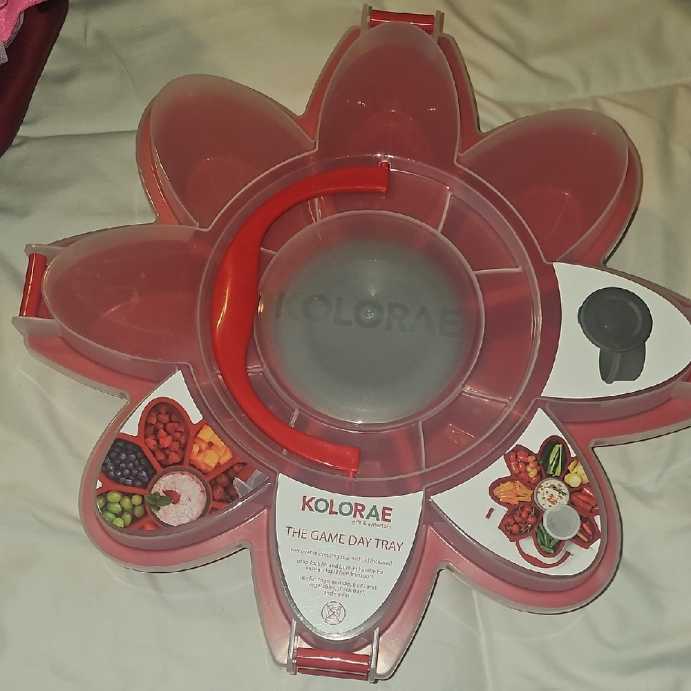 Kolorae Red Flower-Shaped Game Day Tray